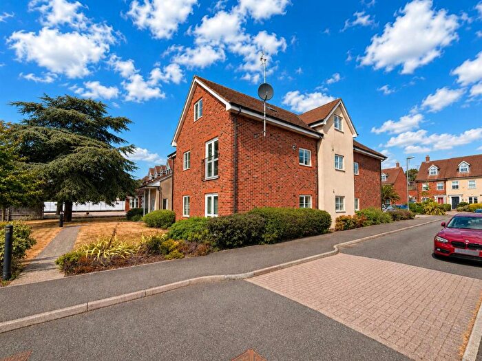 2 Bedroom Apartment For Sale In Ribble Gardens, Portchester, PO16