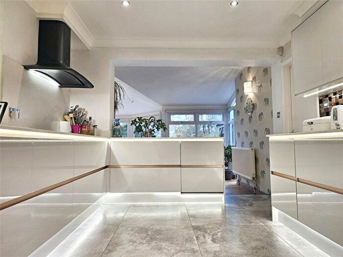 5 Bedroom Detached House For Sale In Hollist Lane, Easebourne, Midhurst, West Sussex, GU29