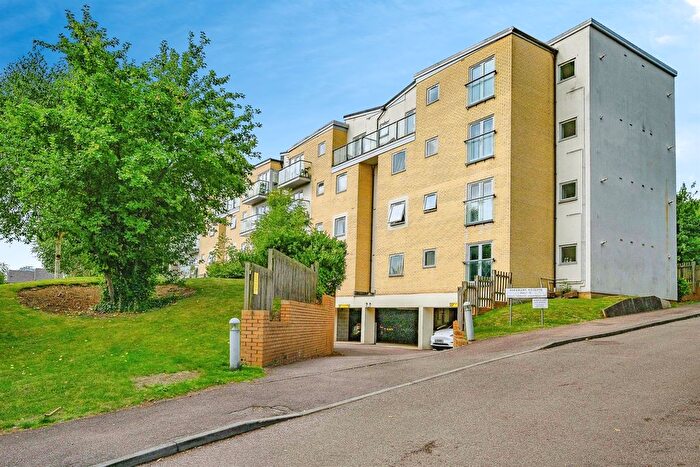 2 Bedroom Flat For Sale In Bury Road, Hemel Hempstead, HP1