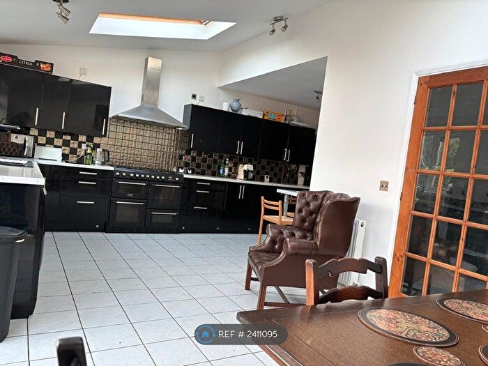 4 Bedroom Terraced House To Rent In Queens Way, Ipswich, IP3