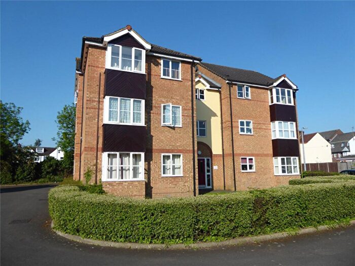 1 Bedroom Flat To Rent In Falcon Close, Dunstable, LU6