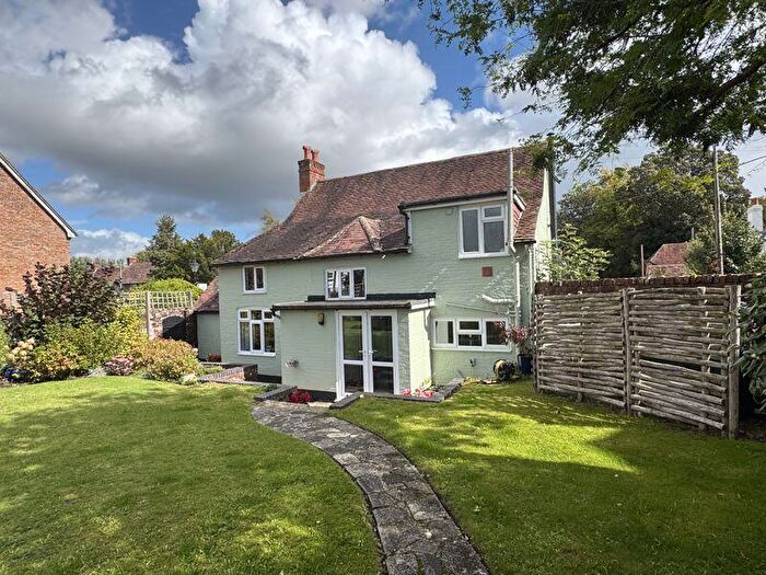 3 Bedroom Cottage For Sale In Meon Valley, Droxford, SO32