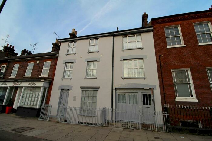 2 Bedroom Flat To Rent In The Grey House, Dunstable, LU6
