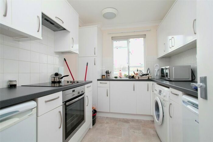 1 Bedroom Flat To Rent In Hayhurst Court, Dibden Street, N1