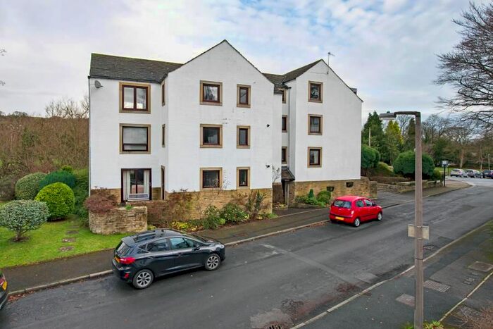 2 Bedroom Property To Rent In Sycamore Court, Stockeld Way, Ilkley LS29