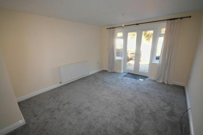 3 Bedroom End Of Terrace House To Rent In Gladstone Road, Maidstone, Kent, ME14