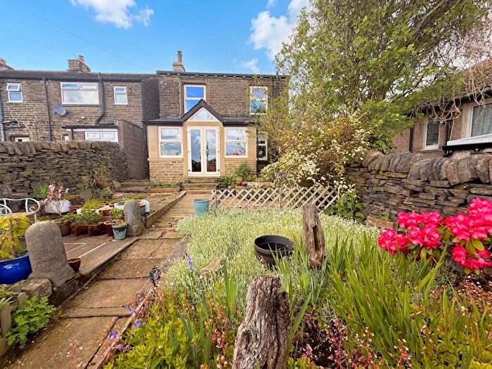 3 Bedroom Detached House For Sale In Mount Tabor Road, Mount Tabor, HX2