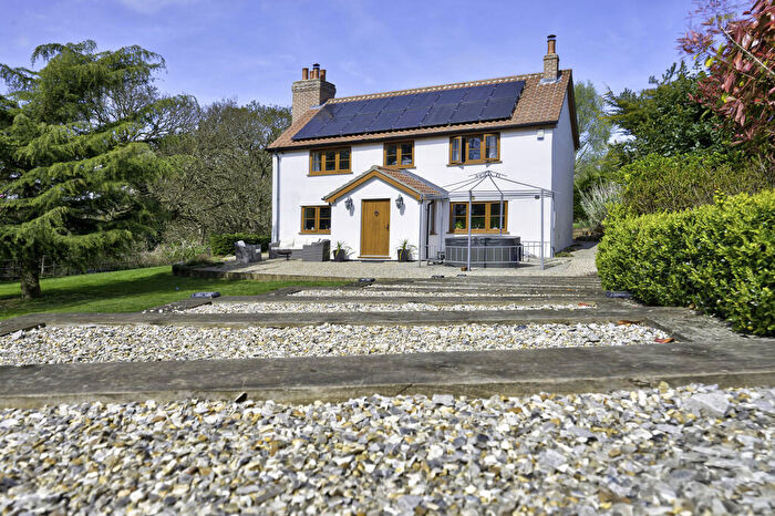 3 Bedroom Detached House For Sale In Dicks Mount, Burgh St Peter, Beccles, NR34