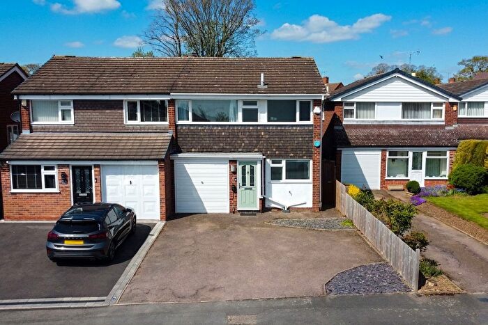 3 Bedroom Semi-detached House For Sale In Callan Close, Narborough, LE19