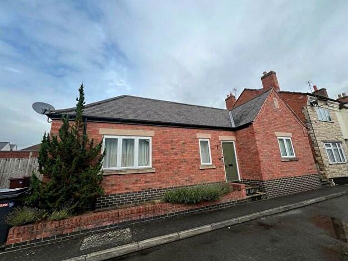 2 Bedroom Bungalow To Rent In Pump Lane, Asfordby, LE14