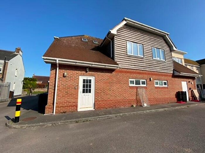 Studio To Rent In Summerley Lane, PO22