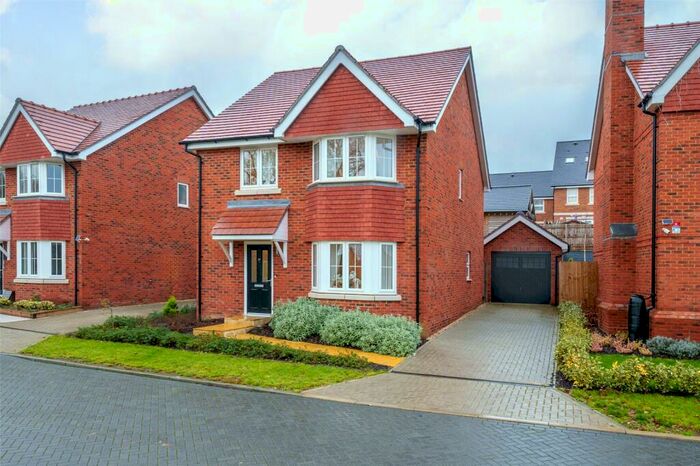 4 Bedroom Detached House To Rent In Kennedy Place, Wokingham, Berkshire, RG40