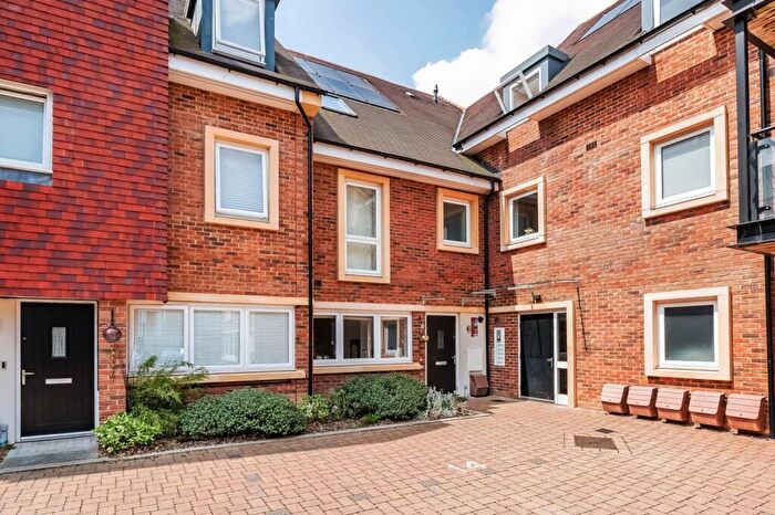 4 Bedroom Terraced House To Rent In Cottonwood Close Orpington, BR6