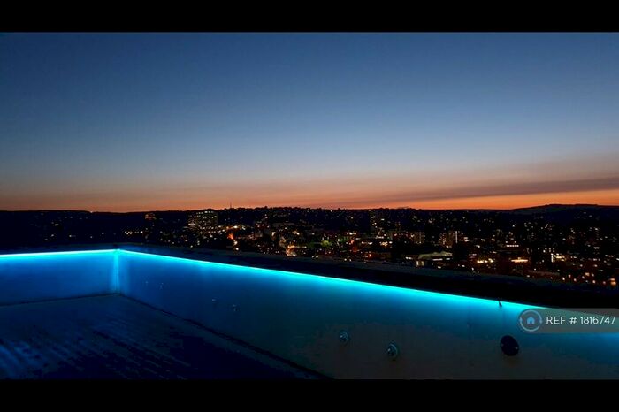 2 Bedroom Penthouse To Rent In City Lofts St. Pauls, Sheffield, S1