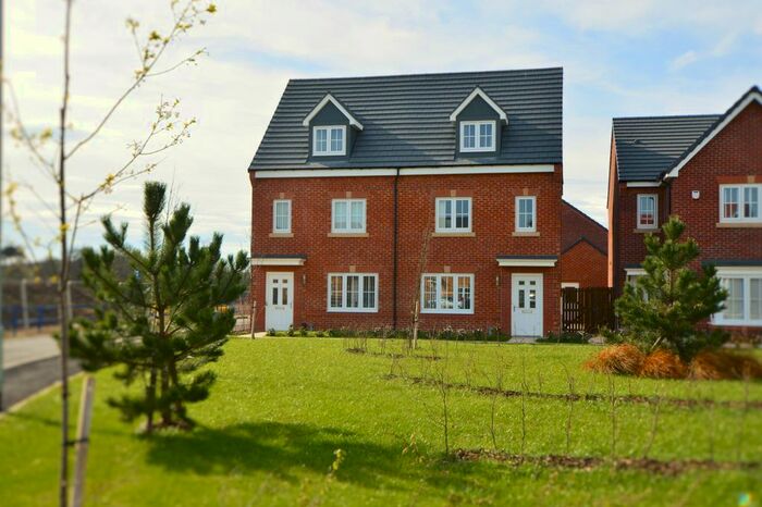 3 Bedroom Semi-Detached House To Rent In Harrier Way, Middlesbrough, TS4