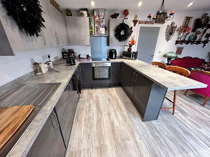 2 Bedroom Apartment For Sale In Englands Lane, Gorleston, Great Yarmouth, NR31