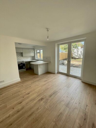 3 Bedroom Detached House To Rent In Beautifully Renovated Three-bedroom Property Located At Redhill, Ensbury Park &#; Pcm - Available Now, BH9