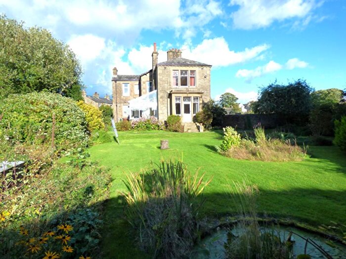 3 Bedroom End Of Terrace House For Sale In Pendle View, Long Preston, Skipton, BD23