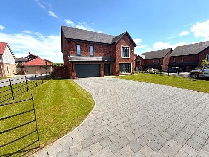 4 Bedroom Detached House For Sale In Mayfair Gardens, Hartlepool, TS26