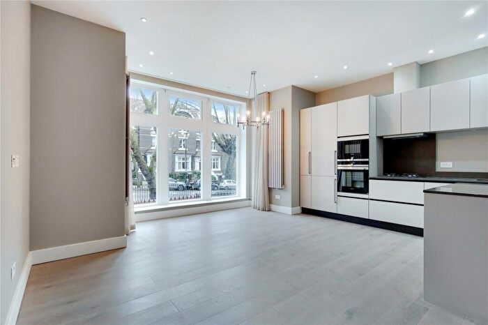 1 Bedroom Flat To Rent In Fitzjohns Avenue, Hampstead, NW3