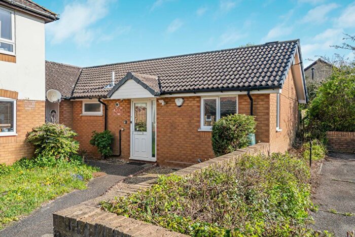 1 Bedroom Semi Detached Bungalow For Sale In Arlott Crescent, Milton Keynes, MK6