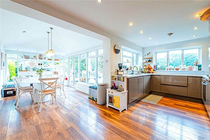 3 Bedroom Terraced House For Sale In Spring Lane, Hemel Hempstead, Hertfordshire, HP1