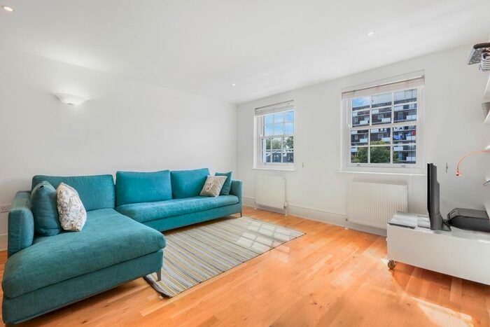 2 Bedroom Flat To Rent In Kings Terrace, London, NW1