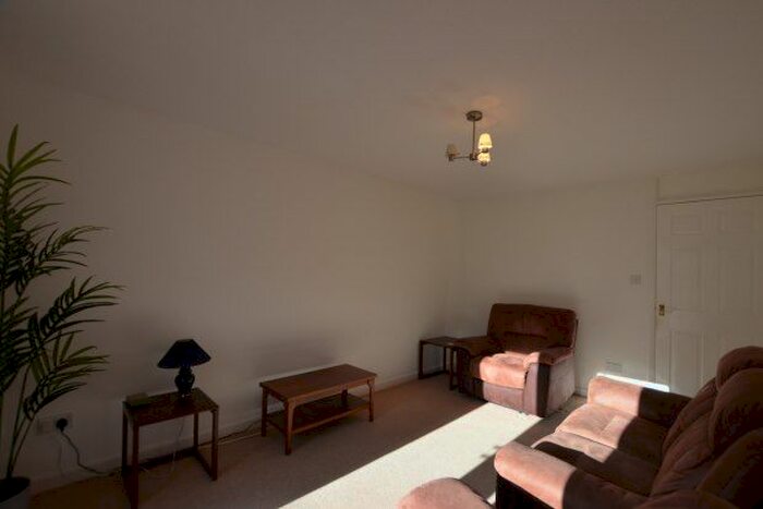 2 Bedroom Property To Rent In Laceys Way, Cambridge, CB22