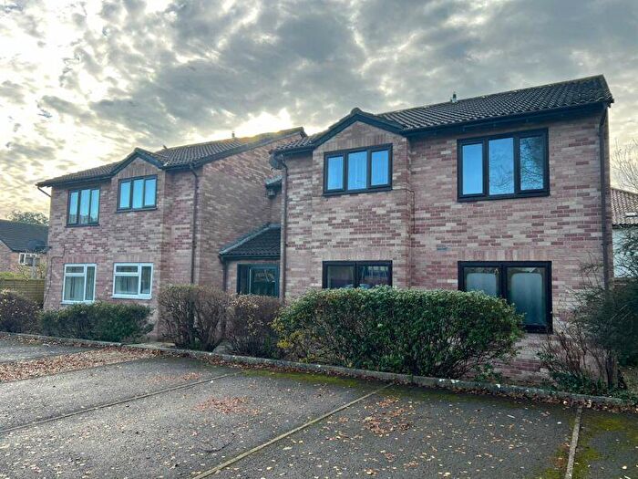 1 Bedroom Flat To Rent In Apseleys Mead, Bristol, BS32