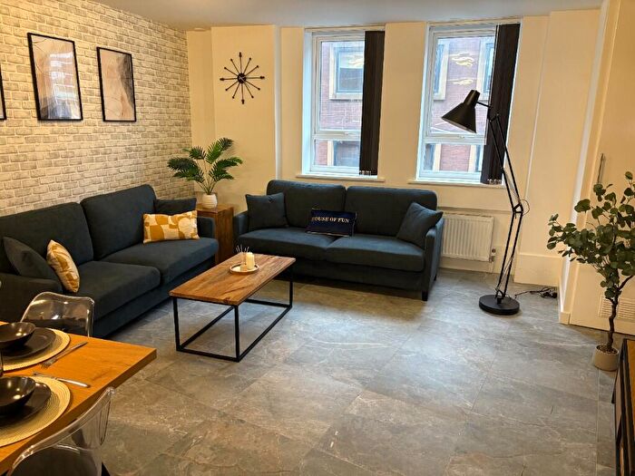 1 Bedroom Apartment To Rent In Apartment D, Princess House, Queen Street, Sheffield - Single Room For Professionals, S1