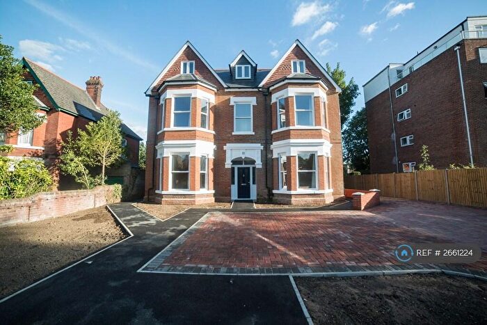 2 Bedroom Flat To Rent In Winn Road, Southampton, SO17