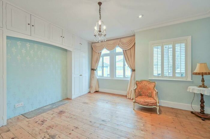 2 Bedroom Terraced House To Rent In Tamworth Park, Mitcham, CR4