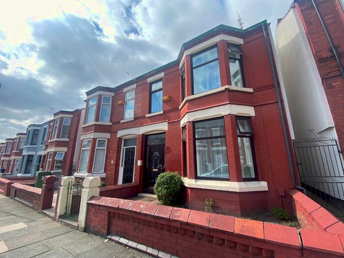 3 Bedroom Semi-Detached House To Rent In Claughton Drive, Wallasey, CH44