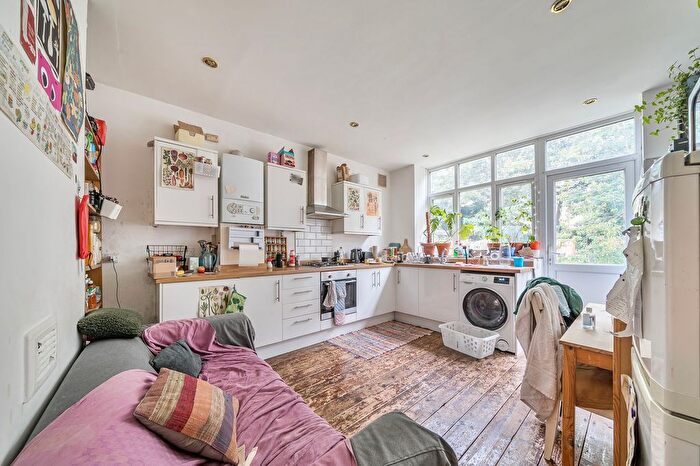 4 Bedroom Flat To Rent In Jerningham Road, London, SE14