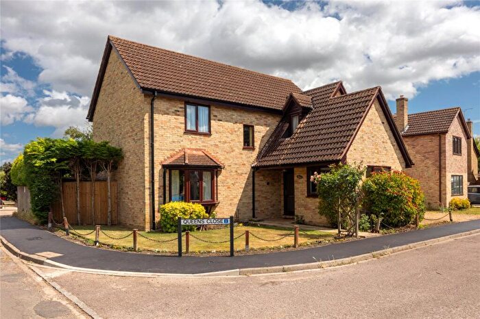 4 Bedroom Detached House For Sale In Queens Close, Northill, Biggleswade, Bedfordshire, SG18