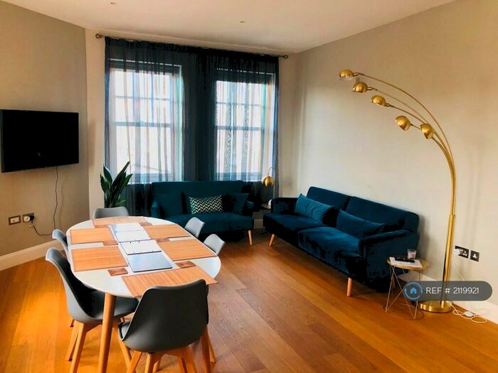 3 Bedroom Flat To Rent In Lisson Street, London, NW1