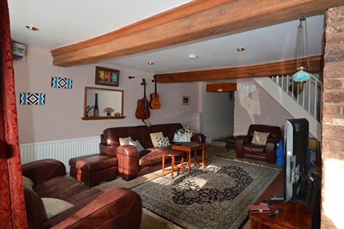 4 Bedroom Cottage To Rent In Old Coach Road, Cross, BS26