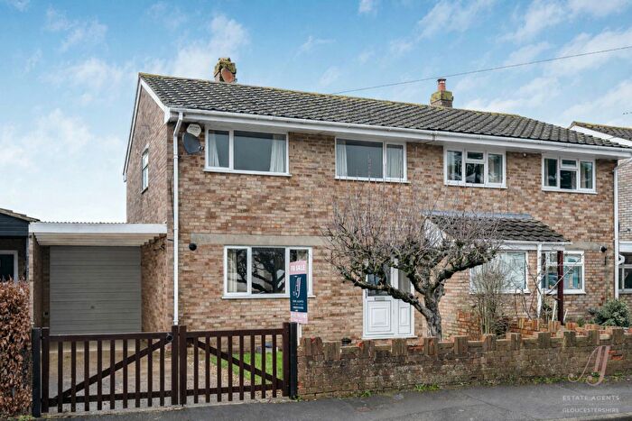 3 Bedroom House For Sale In The Woodlands, Leonard Stanley, Stonehouse, GL10