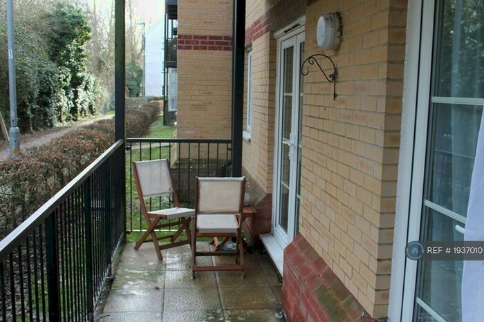 2 Bedroom Flat To Rent In Bramble Road, Witham, CM8