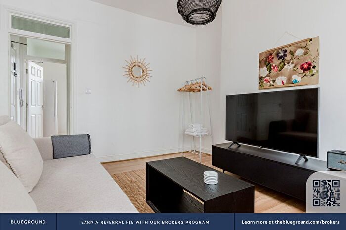 1 Bedroom Flat To Rent In Camden Town, London, NW1