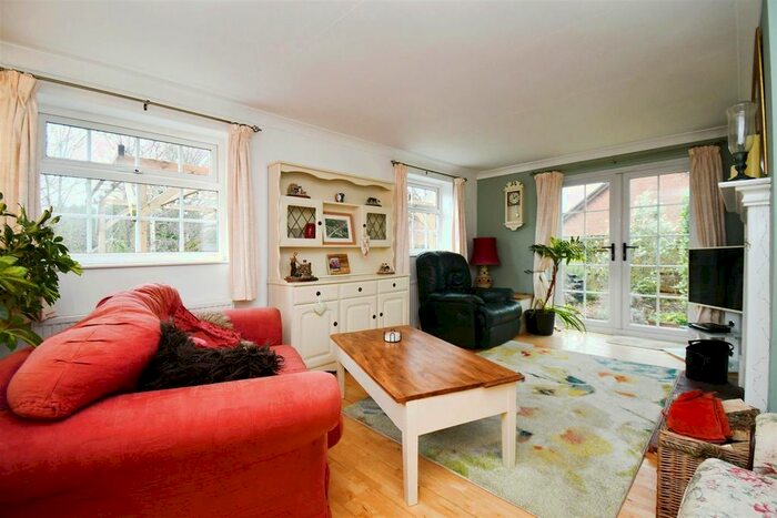 4 Bedroom Detached House For Sale In Chapel Lane, Ottringham, Hull, HU12