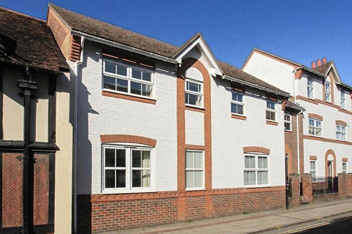 2 Bedroom End Of Terrace House To Rent In Three Cuppes Lane, Salisbury, SP1