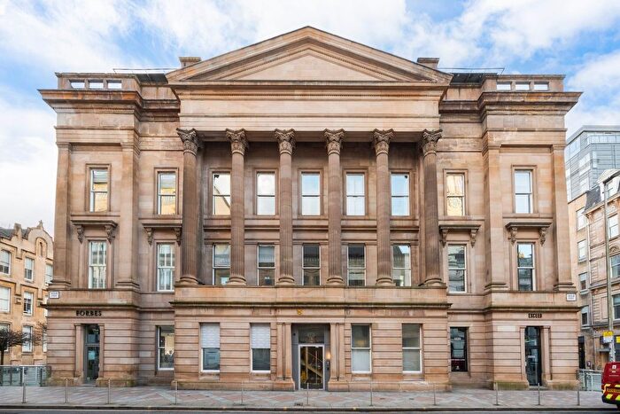 2 Bedroom Flat For Sale In Ingram Street, Glasgow, G1