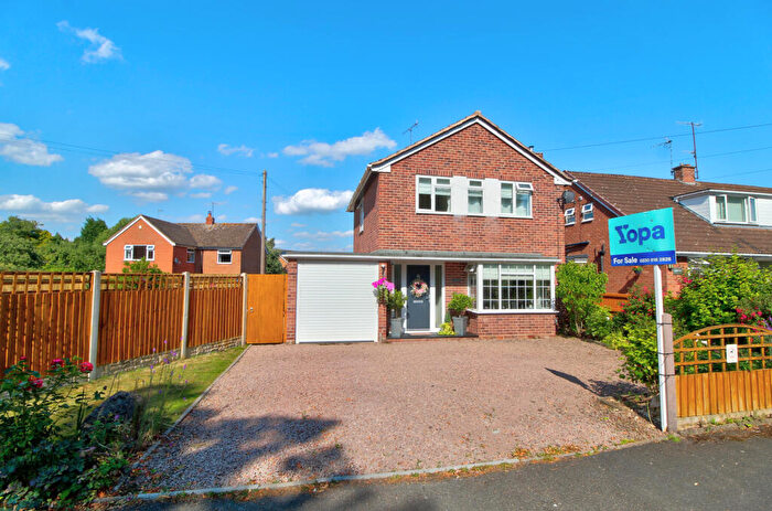 3 Bedroom Detached House For Sale In Waresley Road, Kidderminster, DY11