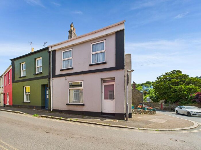 5 Bedroom Terraced House For Sale In West Street, Millbrook, PL10