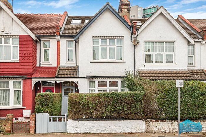 5 Bedroom Terraced House For Sale In Rosemont Avenue, London, N12