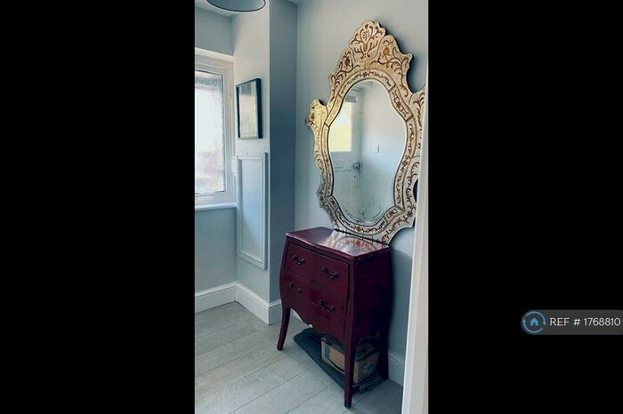 1 Bedroom Flat To Rent In Lion Road, London, N9