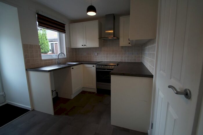 2 Bedroom Terraced House To Rent In Laburnum Drive, Barnstaple, EX32