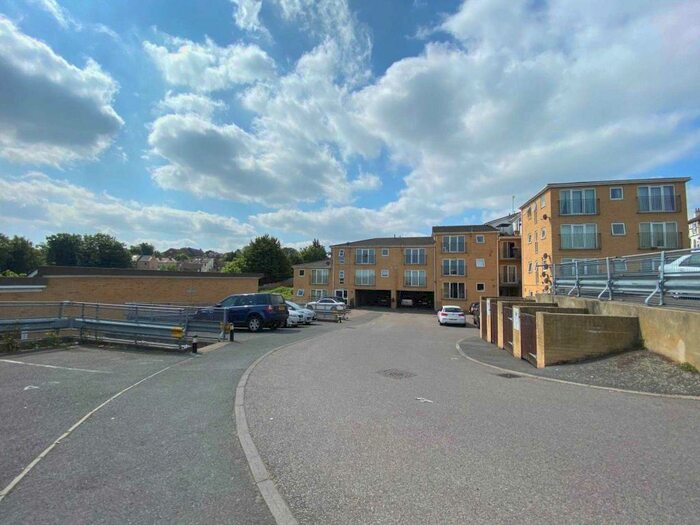 2 Bedroom Flat To Rent In Ruskin Road, Belvedere, DA17