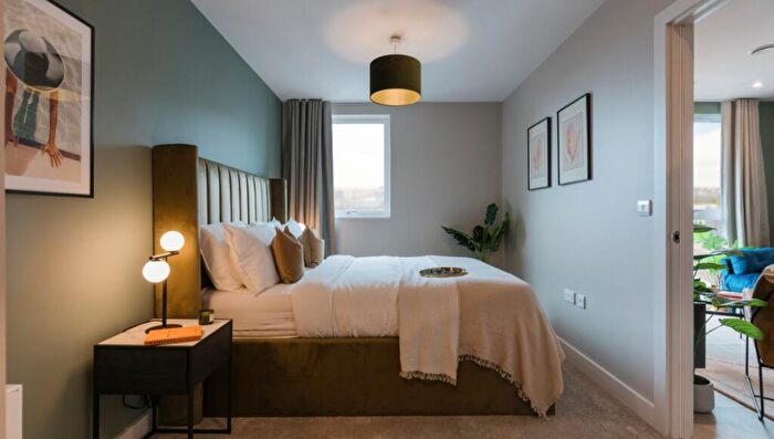 2 Bedroom Flat To Rent In New York Square, Quarry Hill, Leeds, LS2